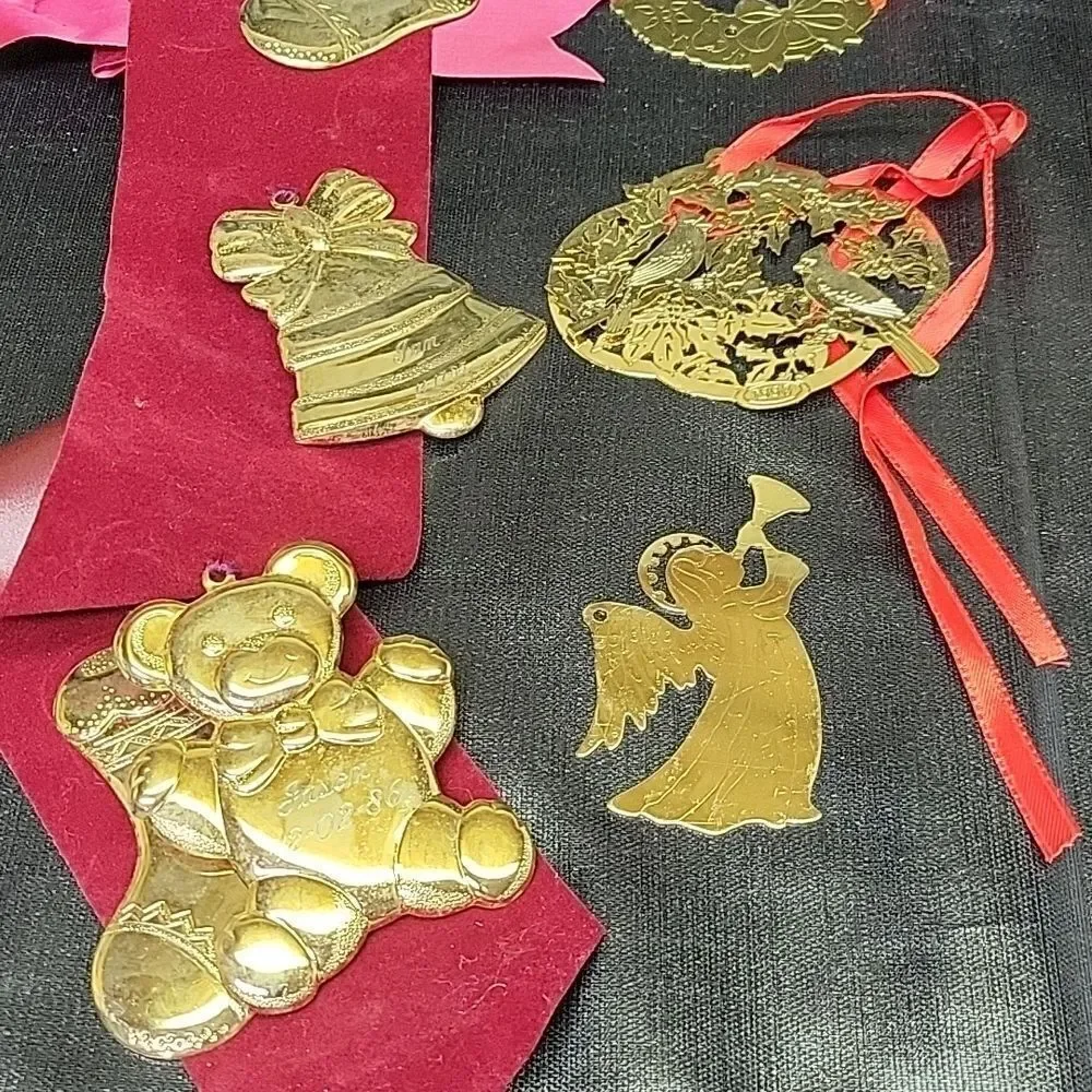 ‎Lot of 18 vintage assorted brass Christmas ornaments